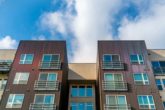 3 reasons why multifamily deal volume could rise in H2